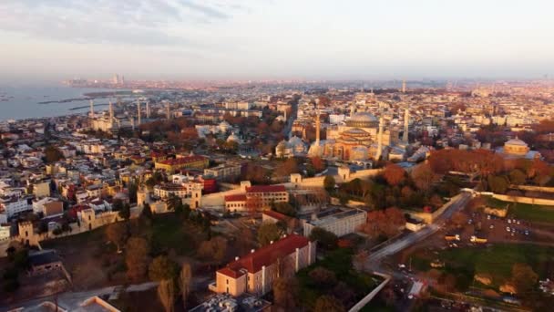 Espectacular paisaje urbano de Santa Sofía en Estambul — Vídeo de stock