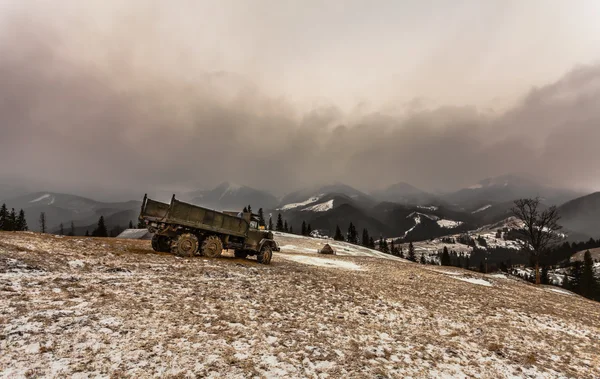 4x4 che attraversa l'Ucraina — Foto Stock