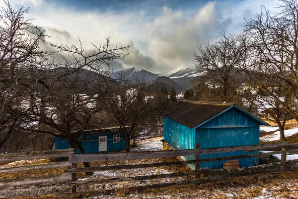 Karda kulübe — Stok fotoğraf