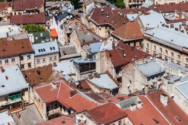 Lviv yaz Belediye Binası göster.