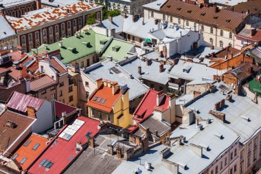Lviv yaz Belediye Binası göster.