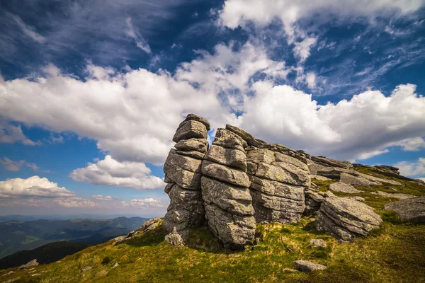 Karpat Dağları güzel manzara