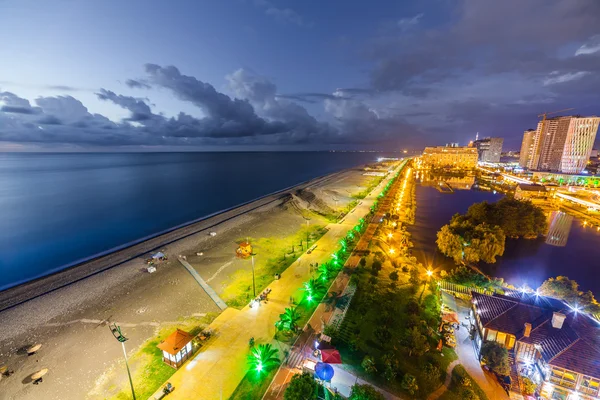 Moderno terraplén de Batumi por la noche. Georgia —  Fotos de Stock