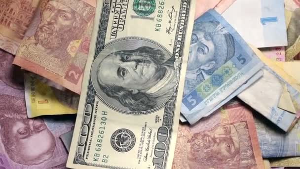 Hryvnia et dollars tournent 