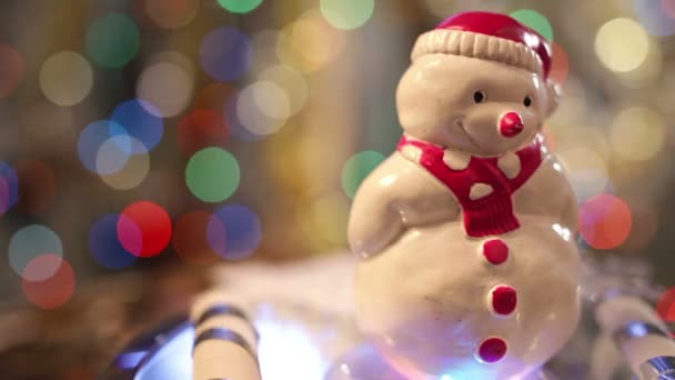 Decoração de Natal e Ano Novo. Abstrato desfocado Bokeh fundo de férias. Blinking Garland . — Vídeo de Stock