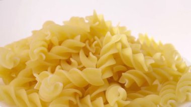 Lezzetli İtalyan düdük / spirelli makarna döndürme