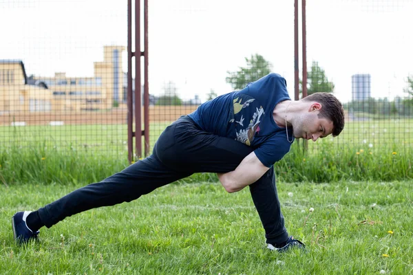 Udendørs yoga træning - Stock-foto