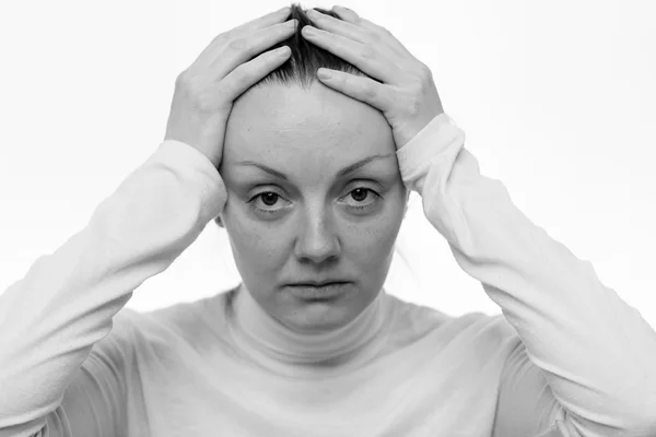 Stress. Närbild porträtt av en ledsen kvinna — Stockfoto