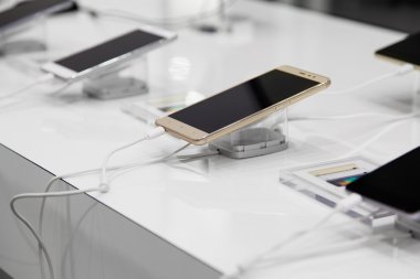 Mobil cihazlar deposu