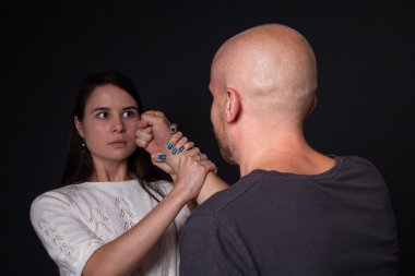 Kadın için aile içi şiddet