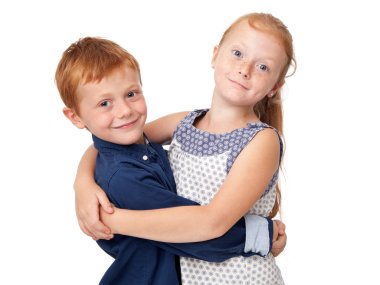 Şirin Kızıl Kardeş