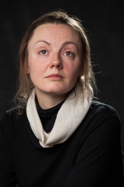  üzgün soluk kadın arıyorum