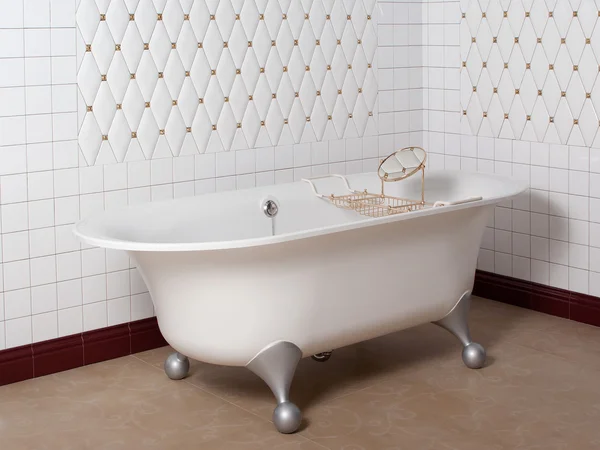 Banheiro moderno no canto, azulejo branco — Fotografia de Stock