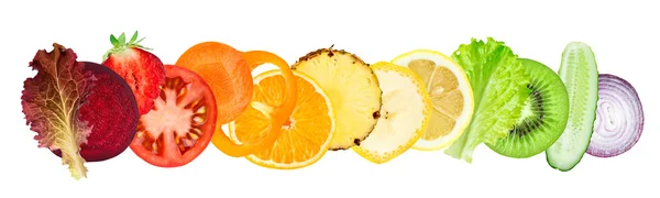 Свіжі нарізані фруктами та овочами — стокове фото