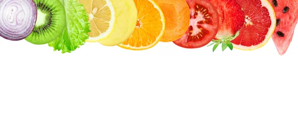 Scheiben Obst und Gemüse — Stockfoto