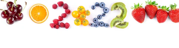 白を背景に2022年の果物が作られました 健康食品 — ストック写真