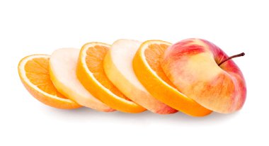 elma ve portakal dilimleri