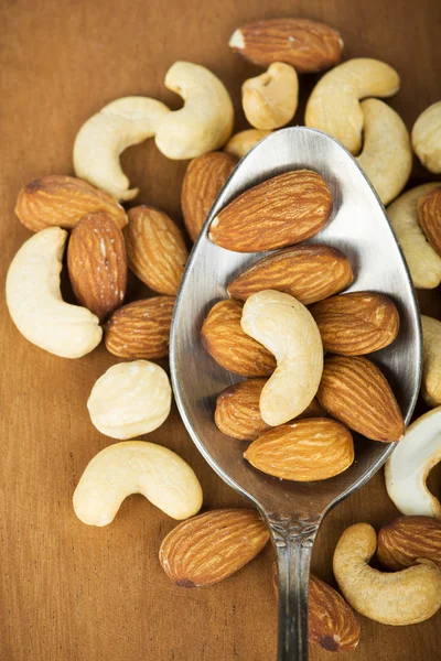 Healthy mixed nuts — Stock Photo, Image