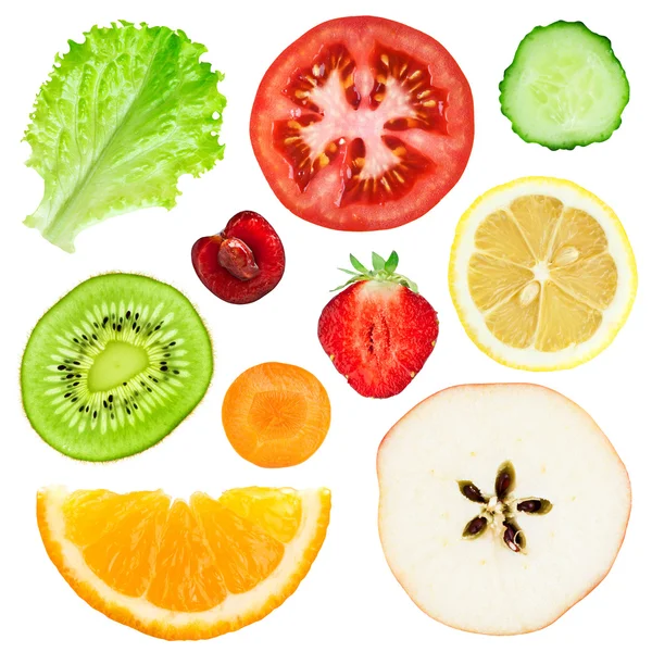 Свіжі фруктові та овочеві скибочки — стокове фото