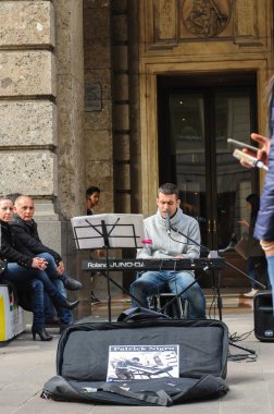 Sahneler, Milan, İtalya