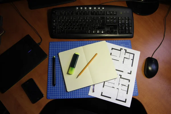 Freelance Designer or Architect Home Workspace. Table with Computer and Stuff. — Stock Photo, Image