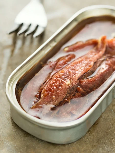 Filetes de anchoa enlatados en aceite —  Fotos de Stock