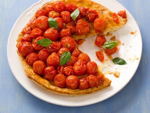 Tarta de tomate cherry rústico tatin —  Fotos de Stock