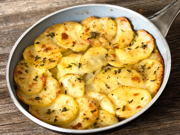 Rustieke Franse gouden anna aardappel — Stockfoto