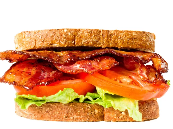 Soczysty bacon sandwich sałatą i pomidorem — Zdjęcie stockowe