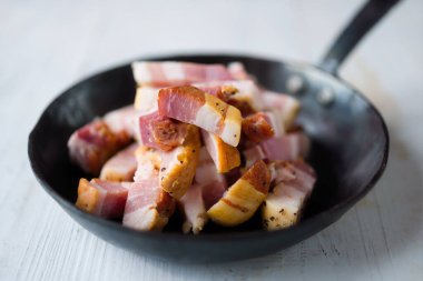 İtalyan pancetta pastırması yakın plan.