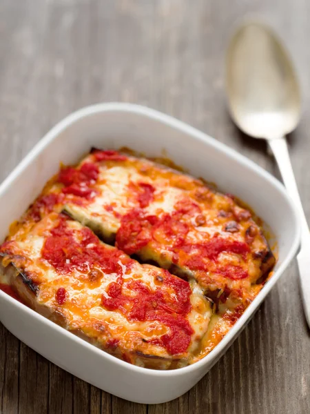 İtalyan fırında patlıcan