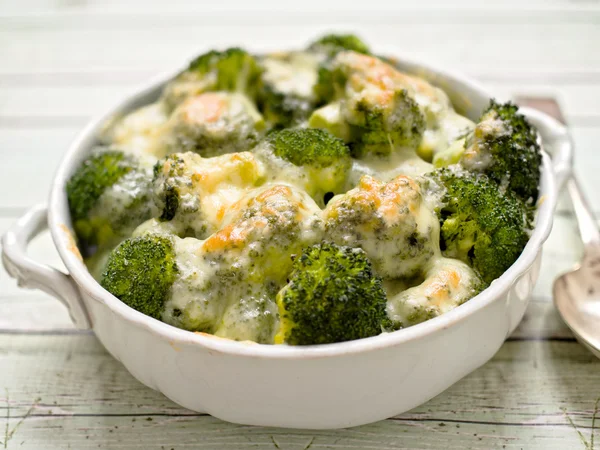 Rustieke broccoli en kaas — Stockfoto