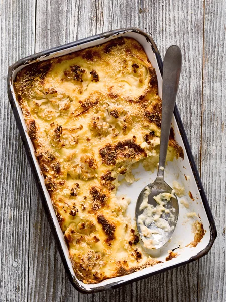 Formaggio rustico al forno al cavolfiore — Foto Stock