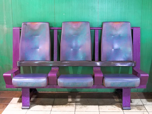 Пустые стулья — стоковое фото