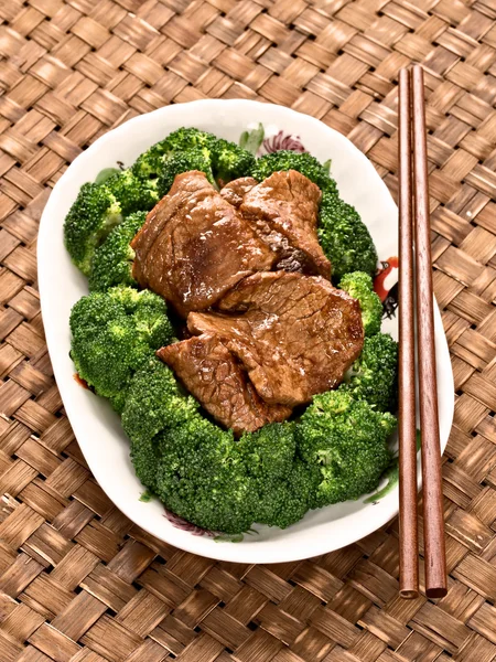 Amerikaanse chinese rundvlees en broccoli — Stockfoto