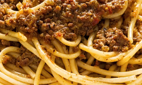 Venkovské italské špagety boloňské potravin pozadí — Stock fotografie