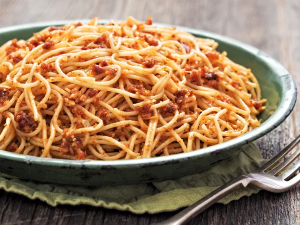 Rustykalne włoskiej Sycylii pesto spaghetti — Zdjęcie stockowe