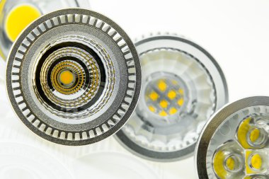cips ve soğutma farklı boyutları ile bazı Gu10 Led ampuller