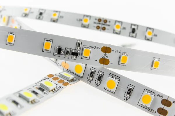 Weiße LED-Streifen für Spannung 12V und 24V mit einstellbarer — Stockfoto