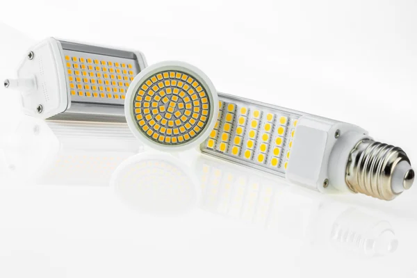 Lampadine LED E27, GU10 e R7s con chip vari — Foto Stock