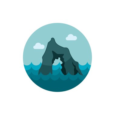 Deniz simgesi kayalarda. Yaz. Tatil