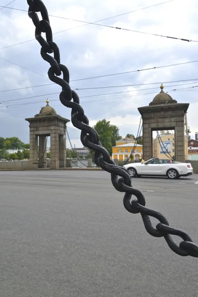 Вид на башни старого Калинкинского моста. Санкт-Петербург — стоковое фото