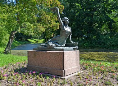 St. Petersburg, Rusya - 13 Temmuz 2016: Bir anıt 