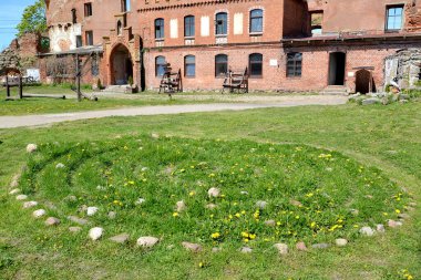 13. yüzyılda Shaaken Kalesi 'nde taş labirenti kurulmuştu. Kalininingrad bölgesi