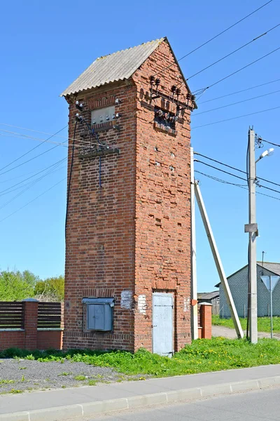 Una Vecchia Sottostazione Trasformazione Costruita Germania Nel Villaggio Nekrasovo Regione — Foto Stock