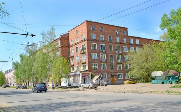 Rybinsk Russia Maggio 2018 Condominio Cinque Piani Mattoni Piani Costruito — Foto Stock