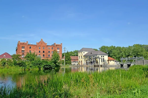 Stadtbild Mit Alter Wassermühle Und Wasserkraftwerk Ozerskaya Fluss Angrap Osersk — Stockfoto