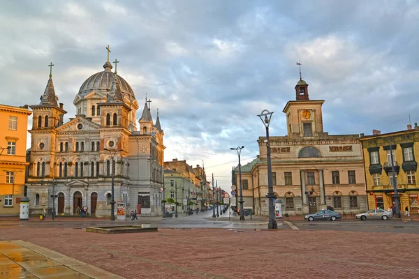 Lodz Poland Ağustos 2014 Günbatımında Kutsal Ruh Çöküşü Kilisesi Günbatımında — Stok fotoğraf