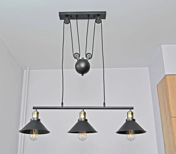 Metalen Hanglamp Keukeninterieur — Stockfoto