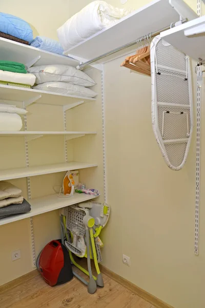 Dressing Room Storage Household Belongings — Stock Photo, Image